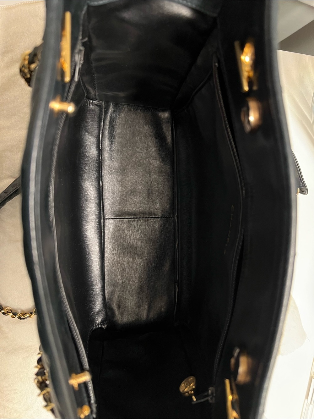 Vintage Chanel Quilted Matelasse CC Chain Shoulder Bag Dark Navy Lambskin - Picture 3 of 13